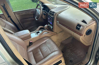 Внедорожник / Кроссовер Porsche Cayenne 2005 в 