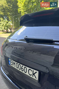 Внедорожник / Кроссовер Porsche Cayenne 2011 в 