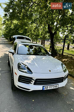 Позашляховик / Кросовер Porsche Cayenne 2019 в 