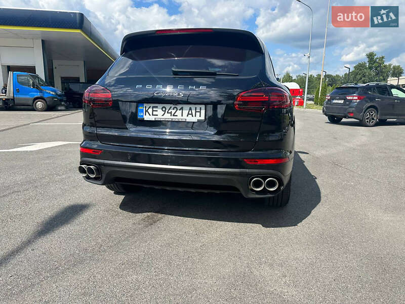 Внедорожник / Кроссовер Porsche Cayenne 2016 в Днепре фото 4 Внедорожник / Кроссовер Porsche Cayenne 2016 в Днепре