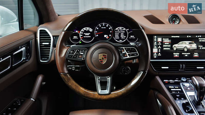 Позашляховик / Кросовер Porsche Cayenne 2020 в Львові