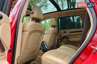 Позашляховик / Кросовер Porsche Cayenne 2015 в 