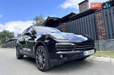 Позашляховик / Кросовер Porsche Cayenne 2012 в 