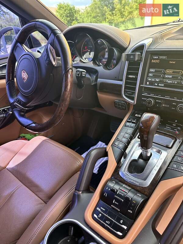 Внедорожник / Кроссовер Porsche Cayenne 2012 в Киеве фото 10 Внедорожник / Кроссовер Porsche Cayenne 2012 в Киеве