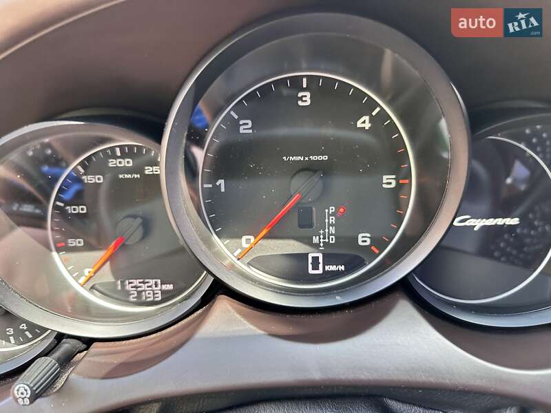 Внедорожник / Кроссовер Porsche Cayenne 2012 в Киеве фото 13 Внедорожник / Кроссовер Porsche Cayenne 2012 в Киеве