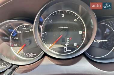 Позашляховик / Кросовер Porsche Cayenne 2012 в 