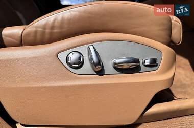 Позашляховик / Кросовер Porsche Cayenne 2012 в 