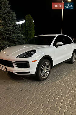 Внедорожник / Кроссовер Porsche Cayenne 2019 в 