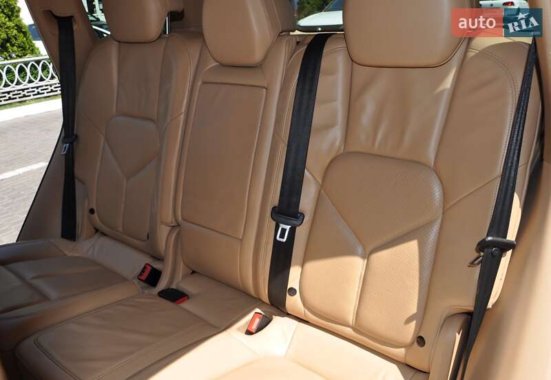 Внедорожник / Кроссовер Porsche Cayenne 2012 в Одессе фото 19 Внедорожник / Кроссовер Porsche Cayenne 2012 в Одессе