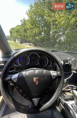 Позашляховик / Кросовер Porsche Cayenne 2005 в 