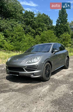 Позашляховик / Кросовер Porsche Cayenne 2011 в Чернігові