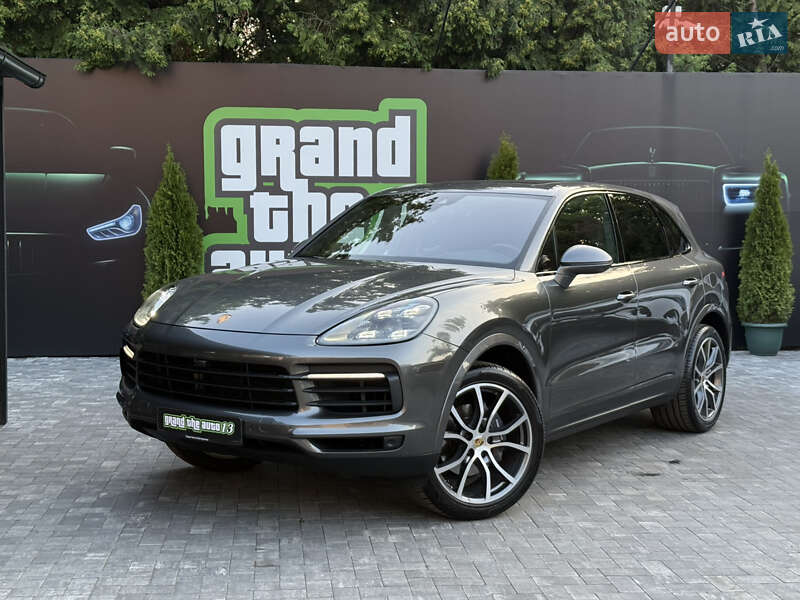 Внедорожник / Кроссовер Porsche Cayenne 2019 в Киеве