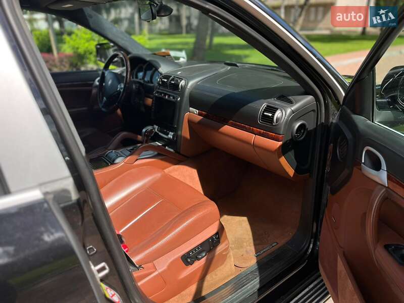 Позашляховик / Кросовер Porsche Cayenne 2007 в Житомирі