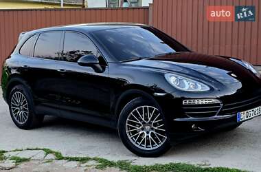 Позашляховик / Кросовер Porsche Cayenne 2011 в 