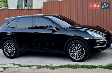 Позашляховик / Кросовер Porsche Cayenne 2011 в 