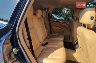 Позашляховик / Кросовер Porsche Cayenne 2011 в 