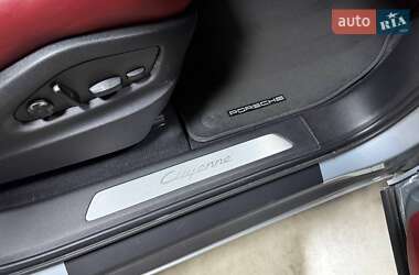 Внедорожник / Кроссовер Porsche Cayenne 2021 в 