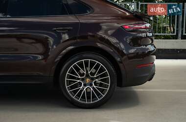 Внедорожник / Кроссовер Porsche Cayenne 2019 в 
