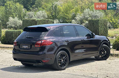 Внедорожник / Кроссовер Porsche Cayenne 2011 в 
