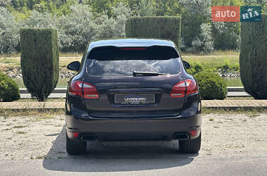 Внедорожник / Кроссовер Porsche Cayenne 2011 в 