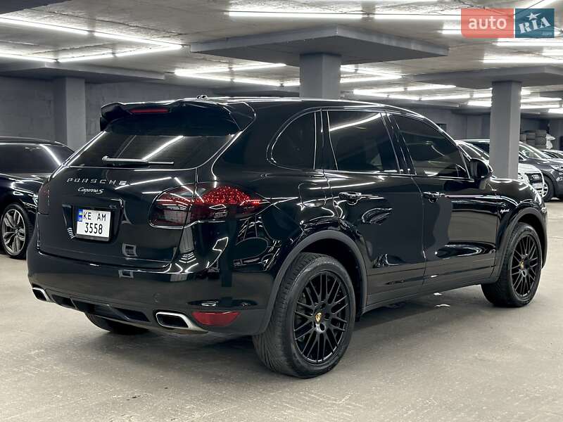 Позашляховик / Кросовер Porsche Cayenne 2014 в Харкові