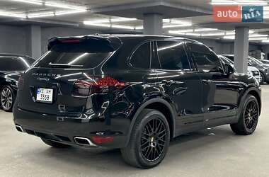 Внедорожник / Кроссовер Porsche Cayenne 2014 в 