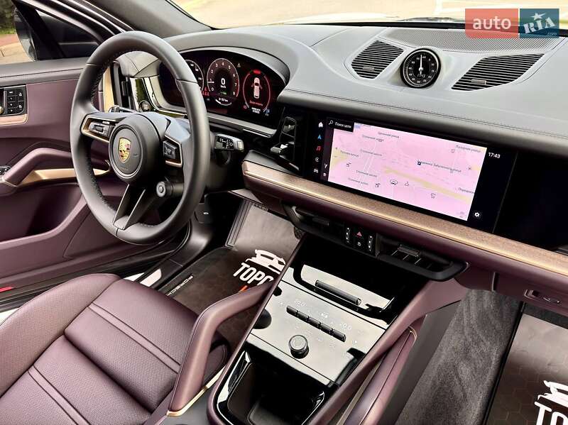Внедорожник / Кроссовер Porsche Cayenne 2024 в Киеве
