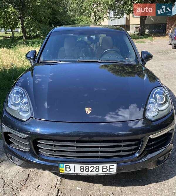 Позашляховик / Кросовер Porsche Cayenne 2015 в Полтаві фото 4 Позашляховик / Кросовер Porsche Cayenne 2015 в Полтаві