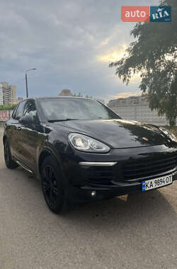 Позашляховик / Кросовер Porsche Cayenne 2015 в 