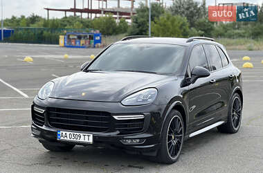 Позашляховик / Кросовер Porsche Cayenne 2016 в Києві