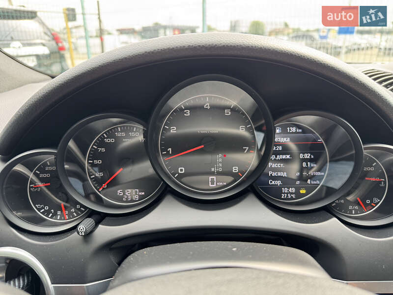 Позашляховик / Кросовер Porsche Cayenne 2012 в Києві