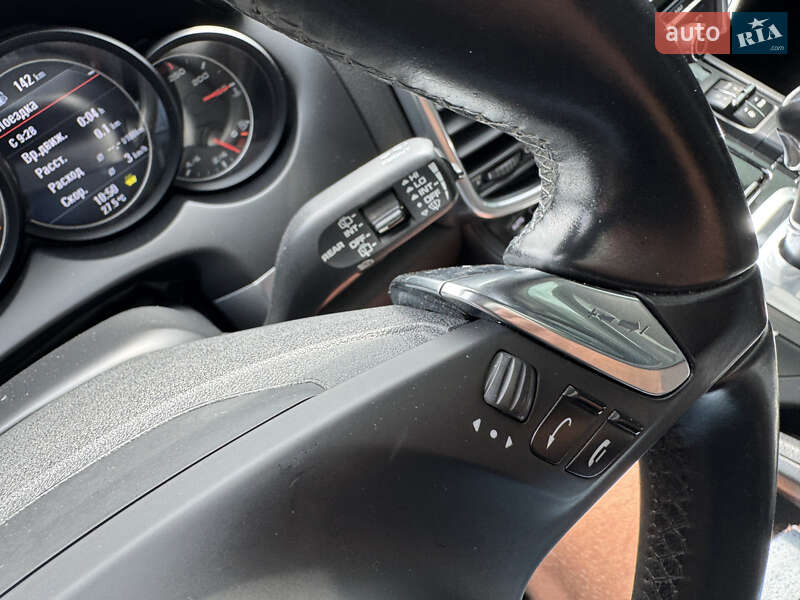 Позашляховик / Кросовер Porsche Cayenne 2012 в Києві