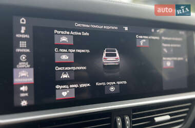 Позашляховик / Кросовер Porsche Cayenne 2019 в 