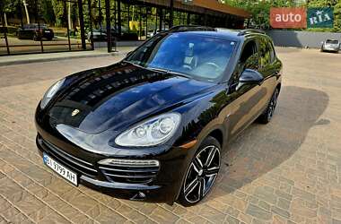 Внедорожник / Кроссовер Porsche Cayenne 2013 в Полтаве