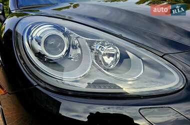 Позашляховик / Кросовер Porsche Cayenne 2013 в 
