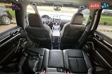 Позашляховик / Кросовер Porsche Cayenne 2013 в 