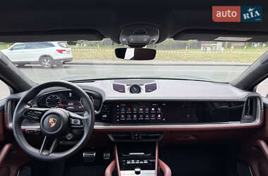Внедорожник / Кроссовер Porsche Cayenne 2024 в 
