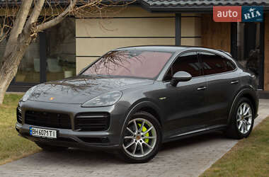 Позашляховик / Кросовер Porsche Cayenne 2021 в Харкові