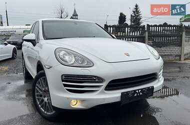 Внедорожник / Кроссовер Porsche Cayenne 2014 в 