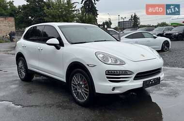 Внедорожник / Кроссовер Porsche Cayenne 2014 в 