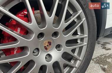 Внедорожник / Кроссовер Porsche Cayenne 2014 в 