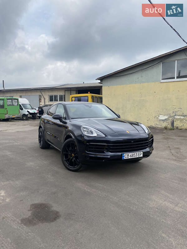 Внедорожник / Кроссовер Porsche Cayenne 2023 в 