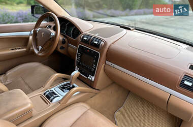 Внедорожник / Кроссовер Porsche Cayenne 2009 в 