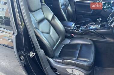 Внедорожник / Кроссовер Porsche Cayenne 2010 в 