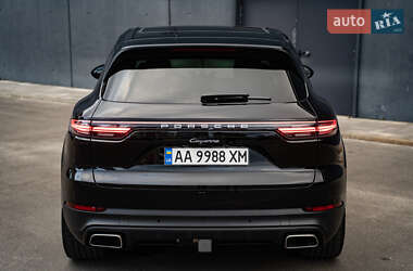 Внедорожник / Кроссовер Porsche Cayenne 2019 в 