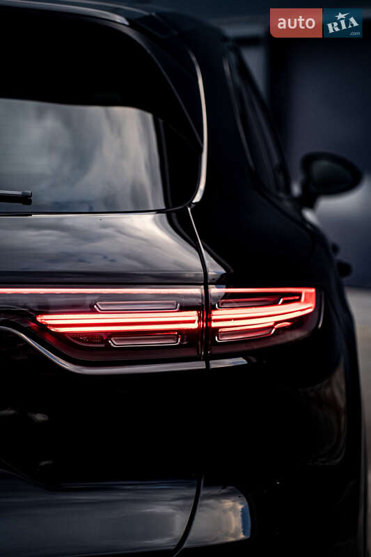 Позашляховик / Кросовер Porsche Cayenne 2019 в Києві