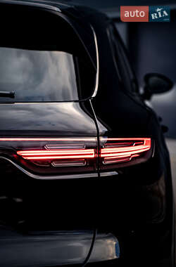 Внедорожник / Кроссовер Porsche Cayenne 2019 в 