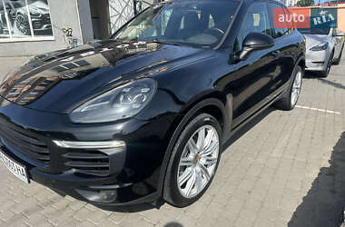 Позашляховик / Кросовер Porsche Cayenne 2017 в 