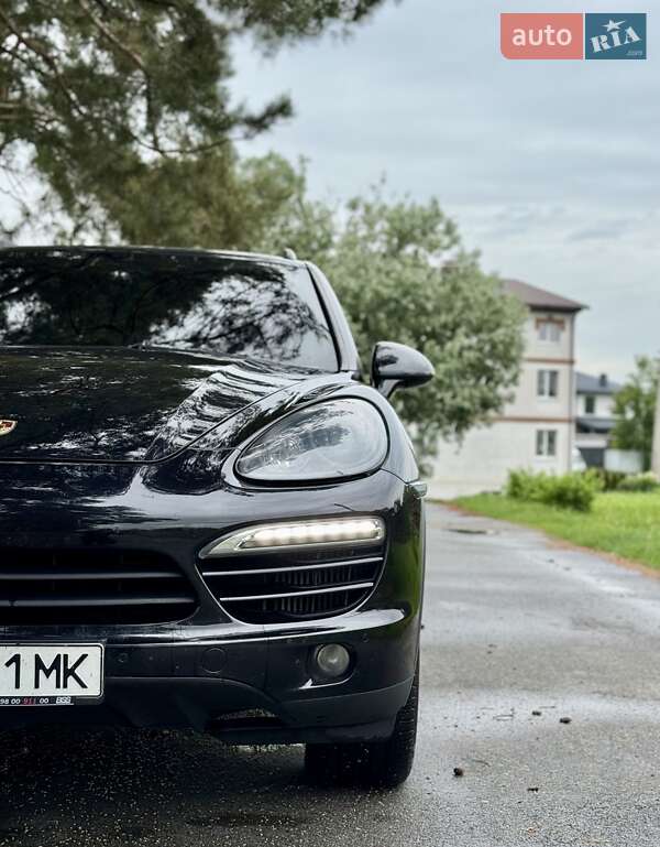 Позашляховик / Кросовер Porsche Cayenne 2012 в Києві