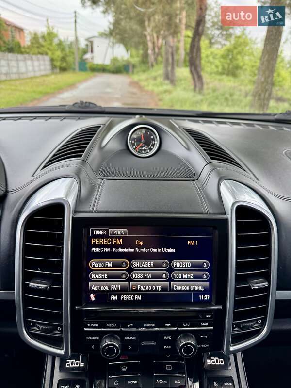 Позашляховик / Кросовер Porsche Cayenne 2012 в Києві